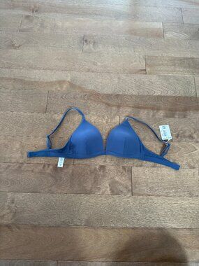 Lululemon Deep Sea Swim Top D Cup in Ink Blue